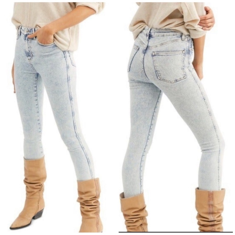 Free People/ We The Free Acid Wash Raw Hem Jeans